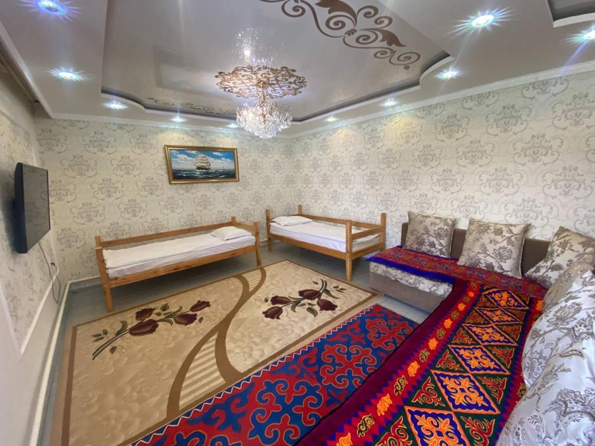 Naryn Guest House Bagian luar foto